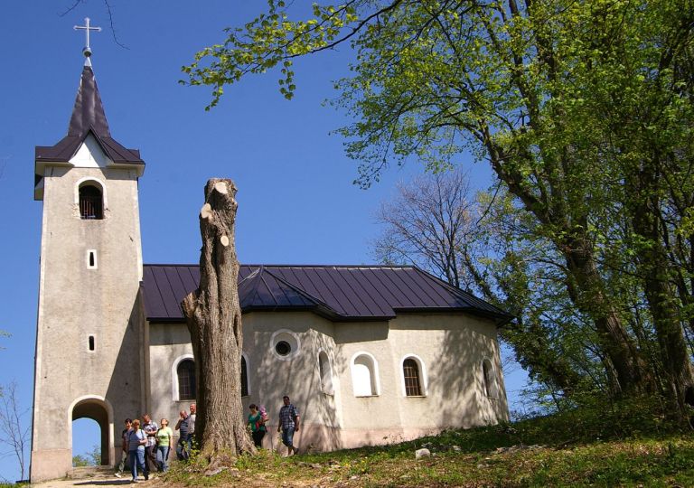 cerkev_sv__miklavza.jpg