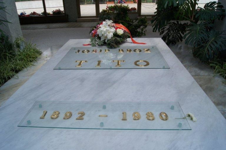 z_049.jpg