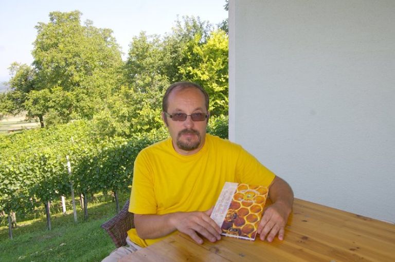 s_zbornik_novak.jpg