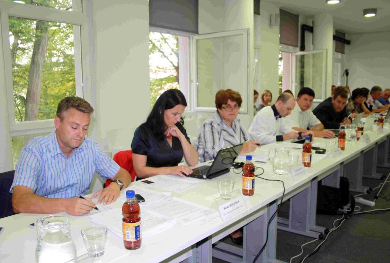 z_vcerajsnje_seje_obcinskega_sveta_brezice___foto_m__l__.jpg