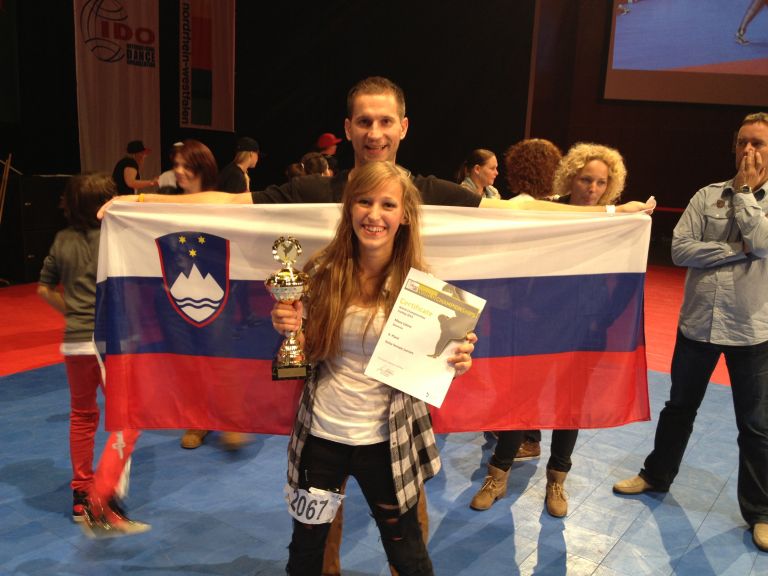 ma__a_udov___hip_hop_solo_mladinke_6_mesto_bochum__od_105_tekmovalk__.jpg