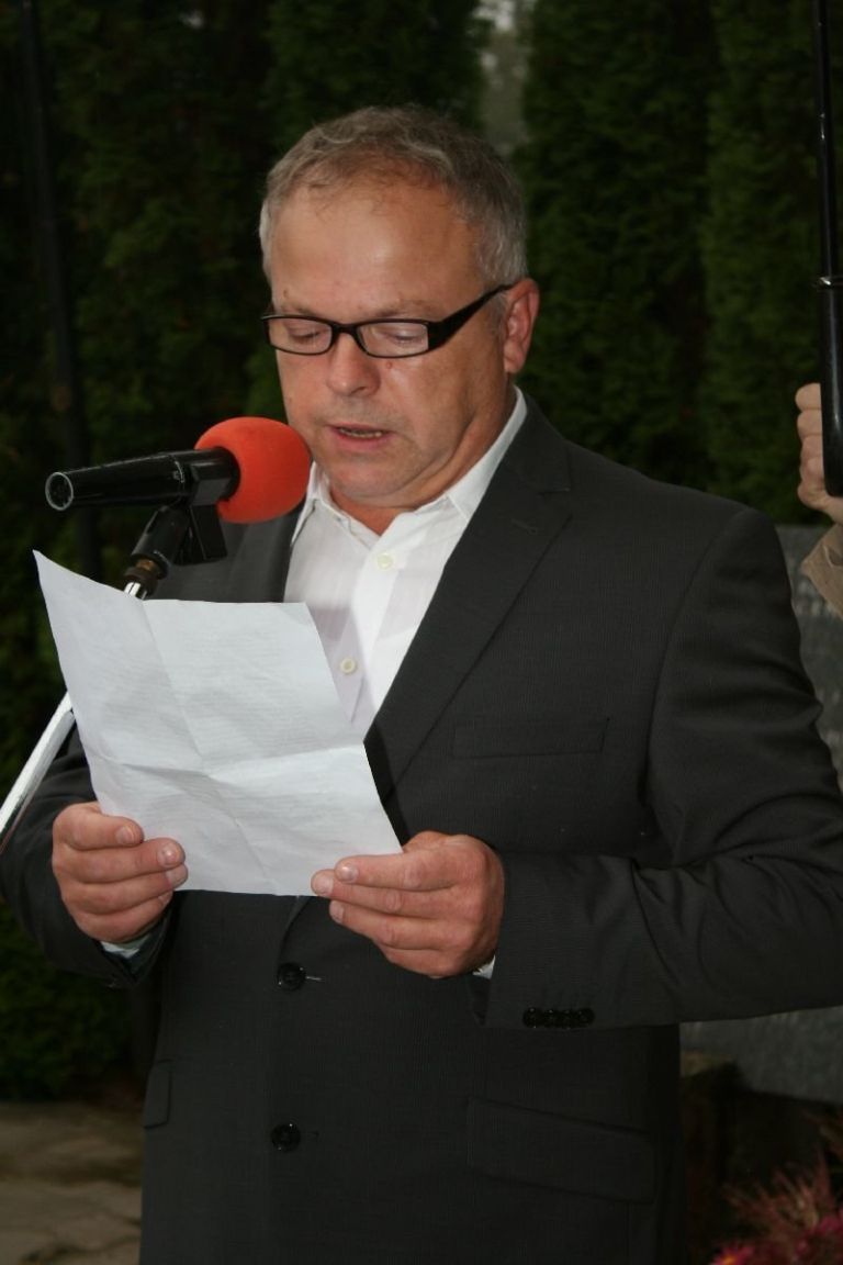 img_9843_000.jpg