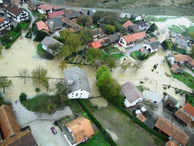 poplave_november_2012_lo_e_2.jpg