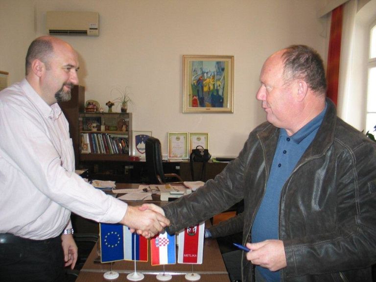 podpis_pogodbe_grad_017.jpg
