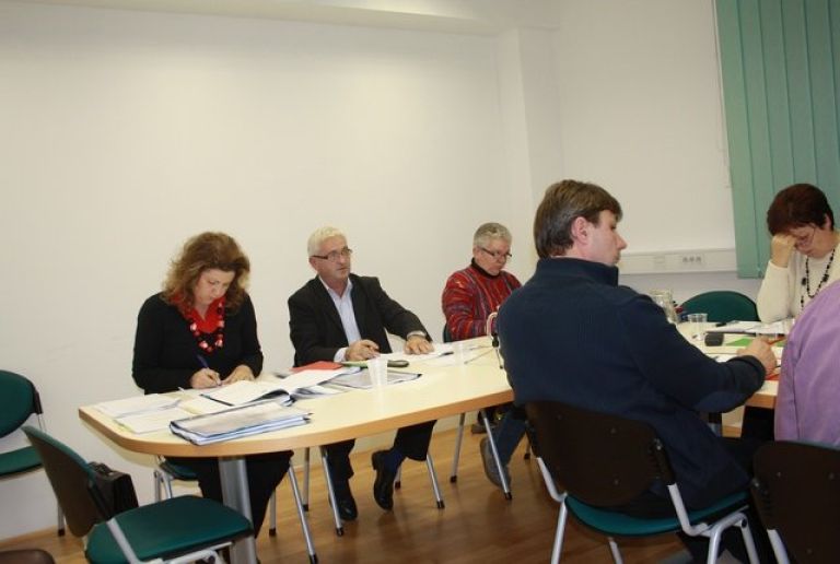 z_vcerajsnje_seje_kostanjeviskega_obcinskega_sveta.jpg