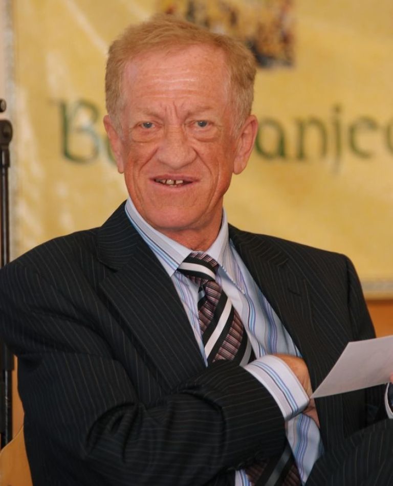 toni_vigred07_pet_021_1_.jpg