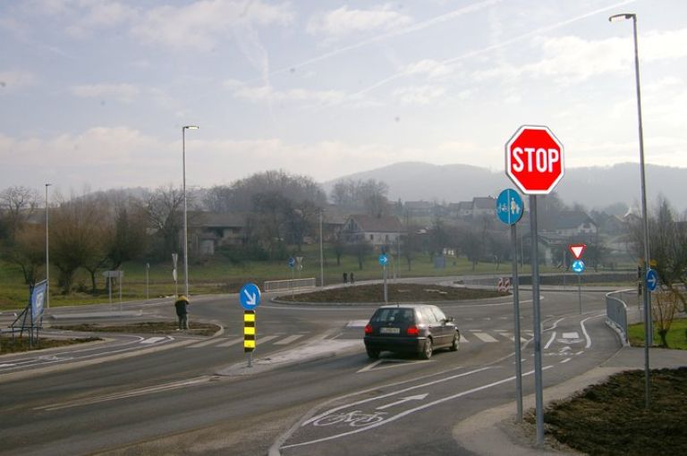 s_krozisce3.jpg