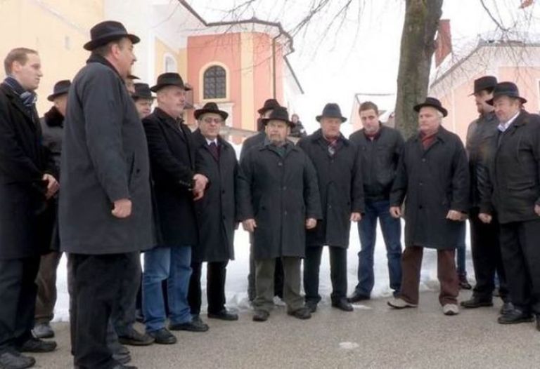 naslovn_zbor2.jpg
