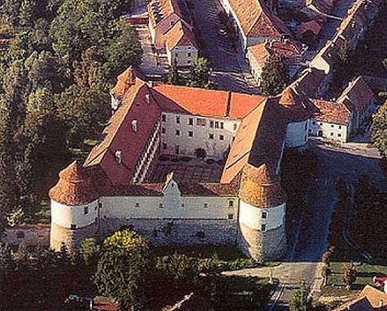 grad_brezice_fotoobcina.jpg