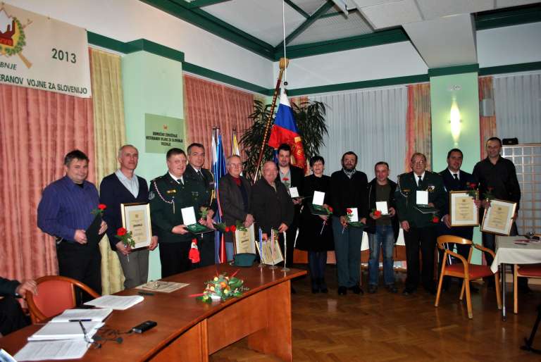 priznanja_resize_000.jpg