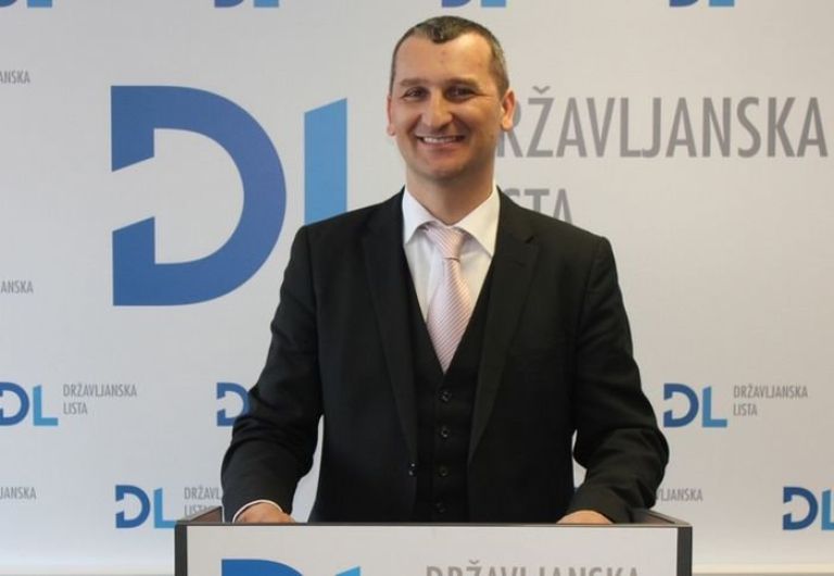 omerzel_pagedl.jpg