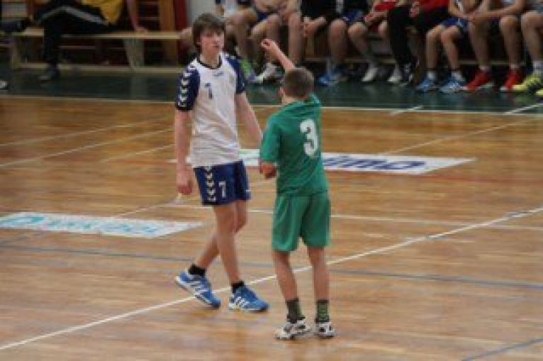 f4_2_000.jpg