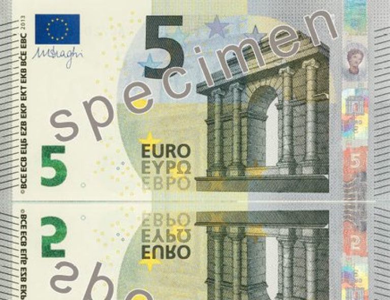novi_bankovec_za_5_discover_banknotes_small.jpg