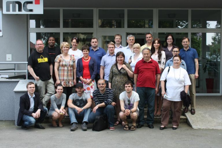 forum_006.jpg