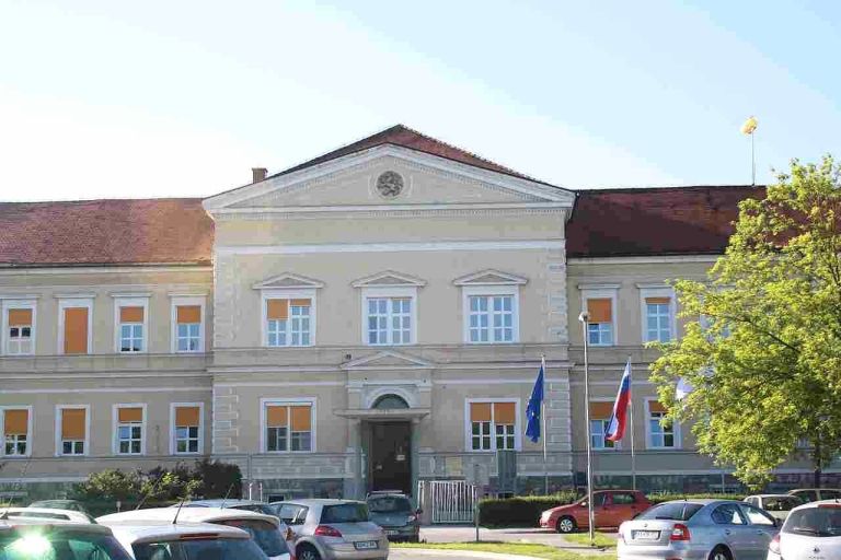 naslovn_bonica.jpg