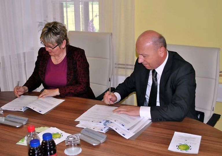 mojca_cemas_stjepanovic_in_marjan_kotar.jpg