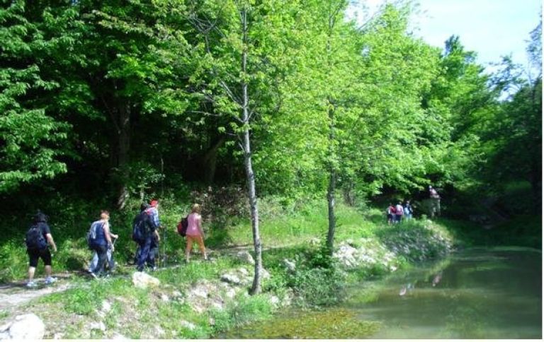 izvir_orehovec_in_kal.jpg