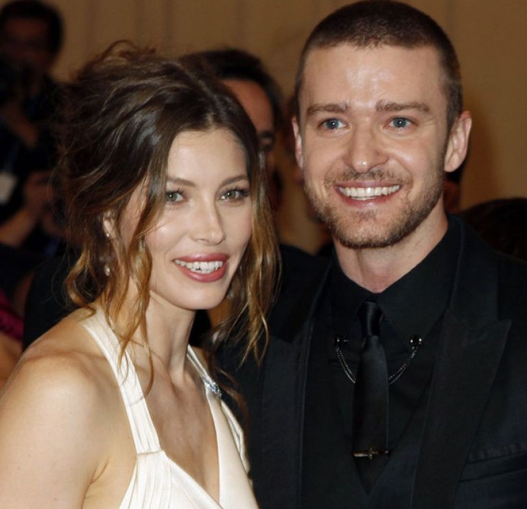 Justin Timberlake in Jessica Biel.jpg