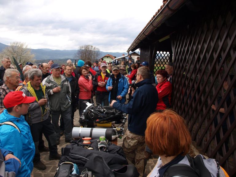 p3232329_000.jpg