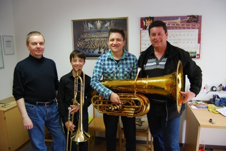 korepetitor_martin___u__ter__i____toni_soto__ek__martin_bo__i___in_mentor_franci_arh.jpg