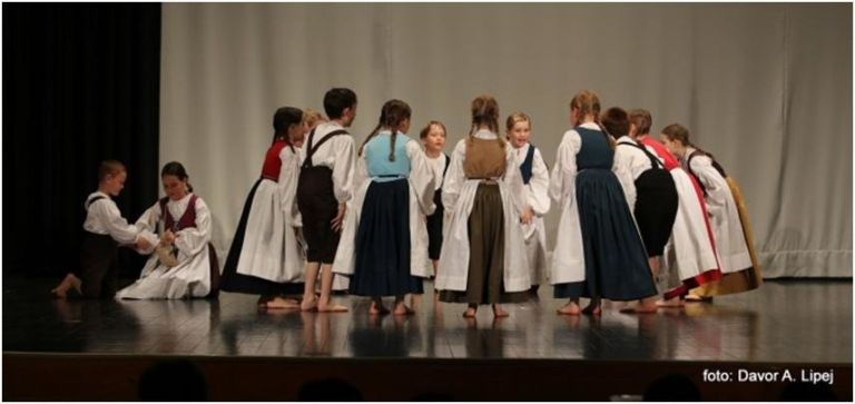 folklora_000.jpg