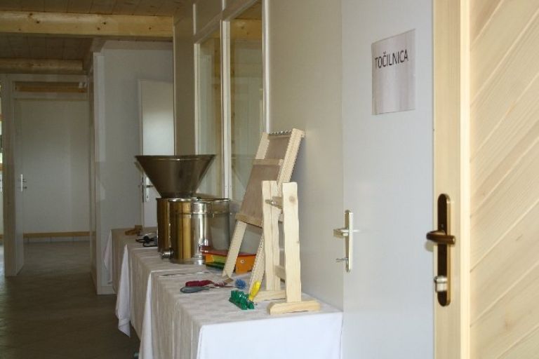 cebele002.jpg