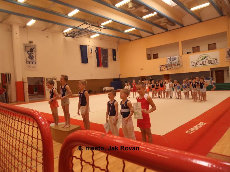v___6__mesto_jak_rovan.jpg