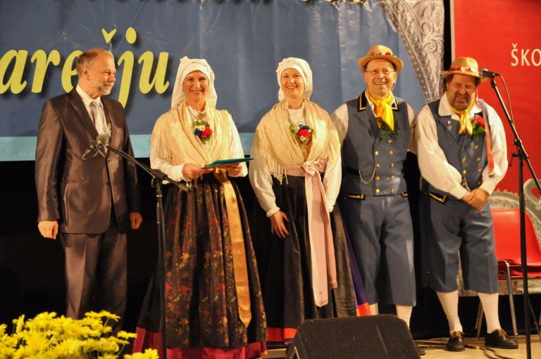 vi__e_2014_ano_urco_al_pej_dvej_in___upan_je__e.jpg