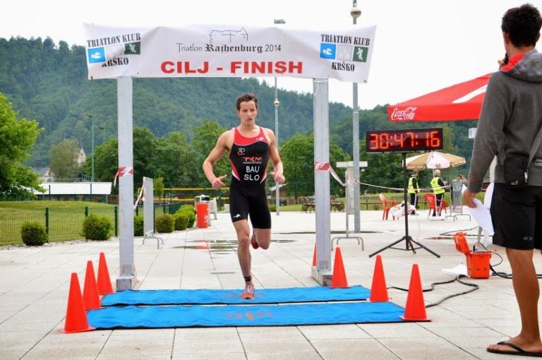 v_triatlon_002.jpg