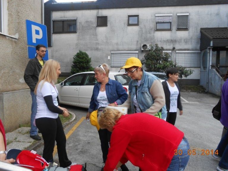 n_pomoc_001.jpg