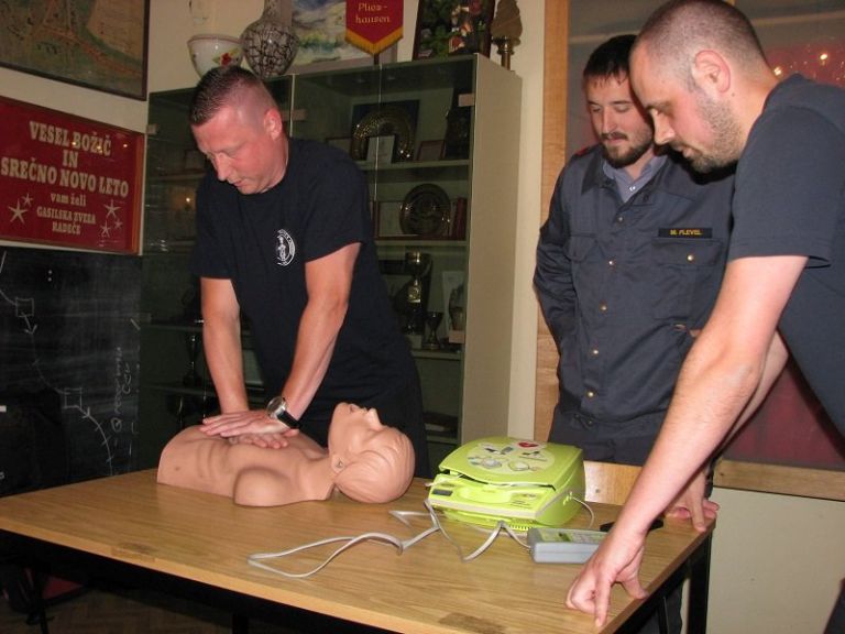 z_defibrilator_009.jpg