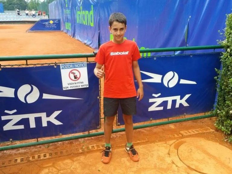 tenis_001.jpg