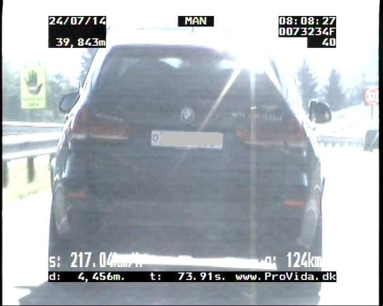 bmw.jpg