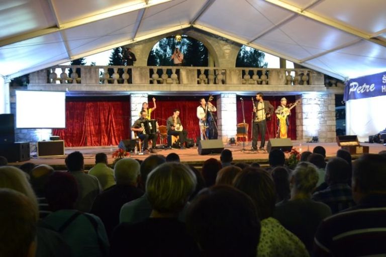 barcelona_gipsy_klezmer_orchestra_2.jpg