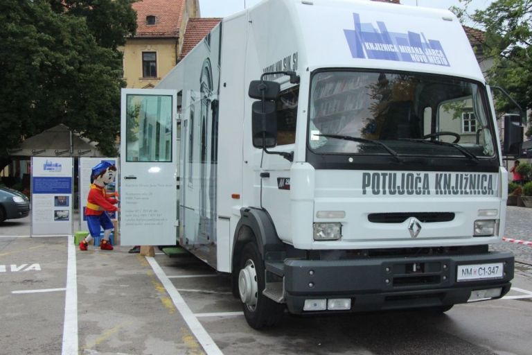 bibliobus07.jpg