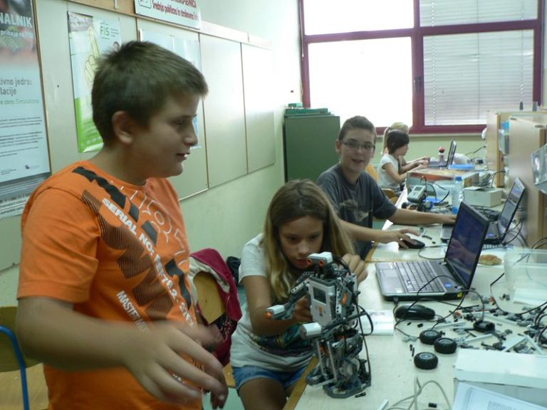 p1090648_000.jpg