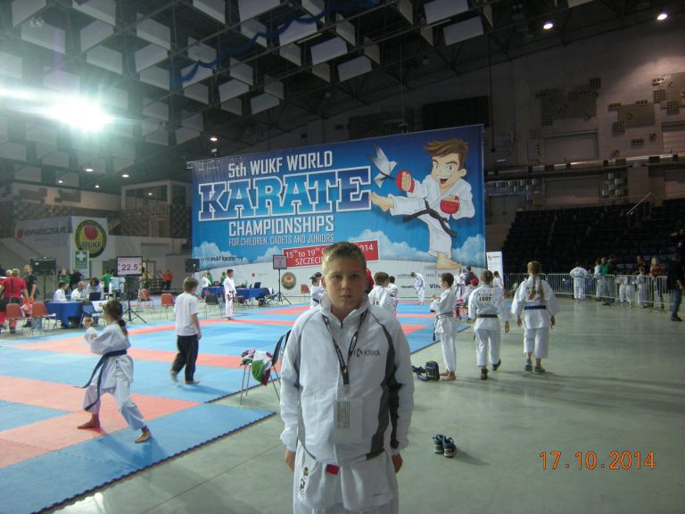 zdscn8501_000.jpg