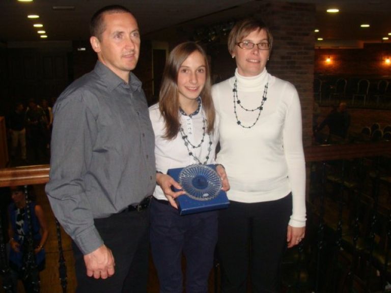 _dru__ina_go__ek_jo__e__karin__greta.jpg