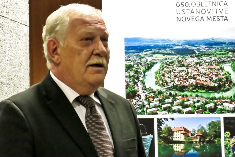 o_sejem_04.jpg