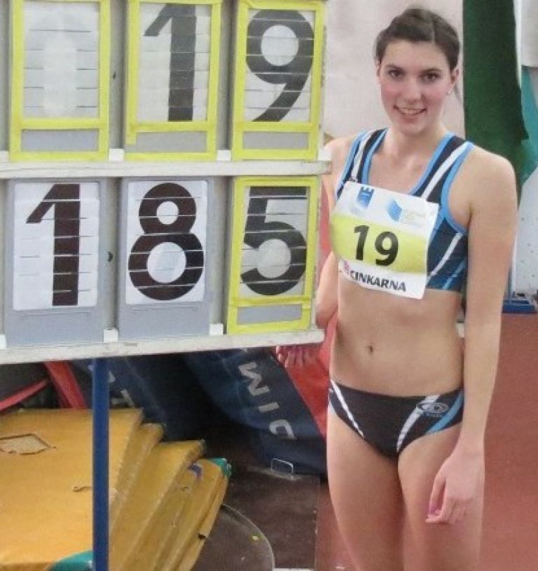 lara_skok_v_visino_185cm.jpg