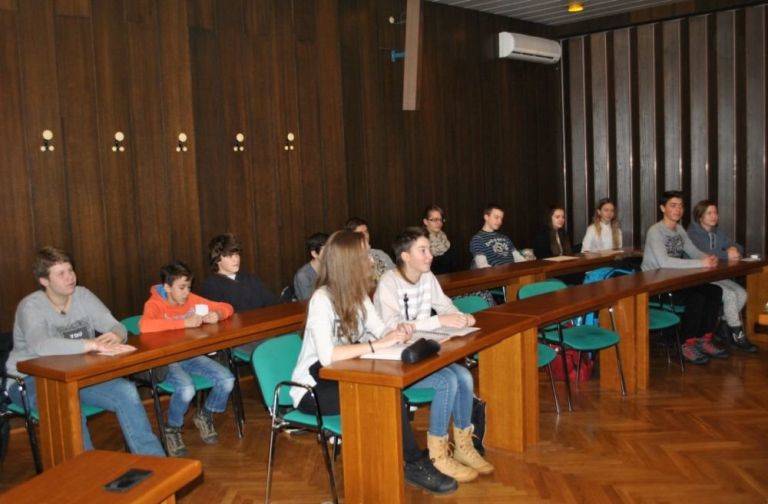 cr_005.jpg