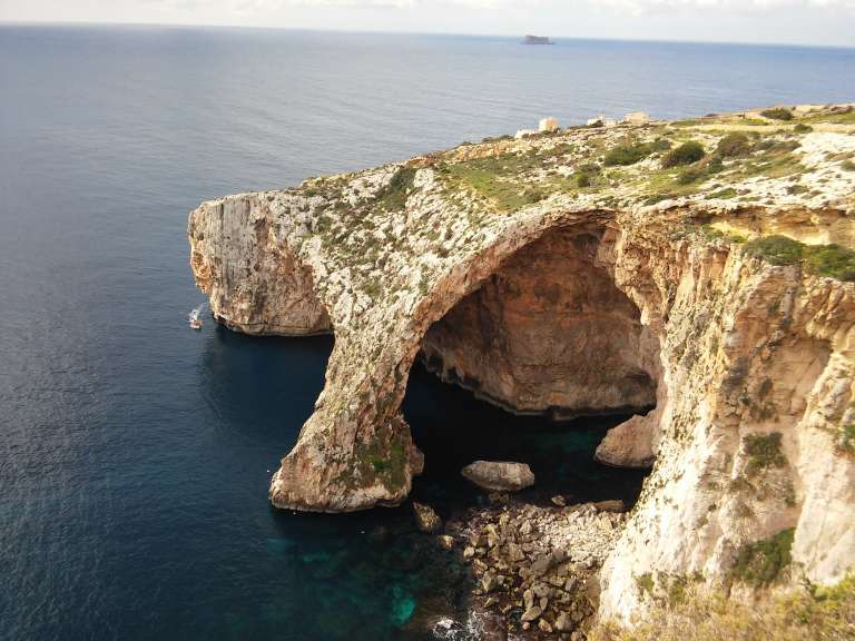 jama__blue_grotto.jpg