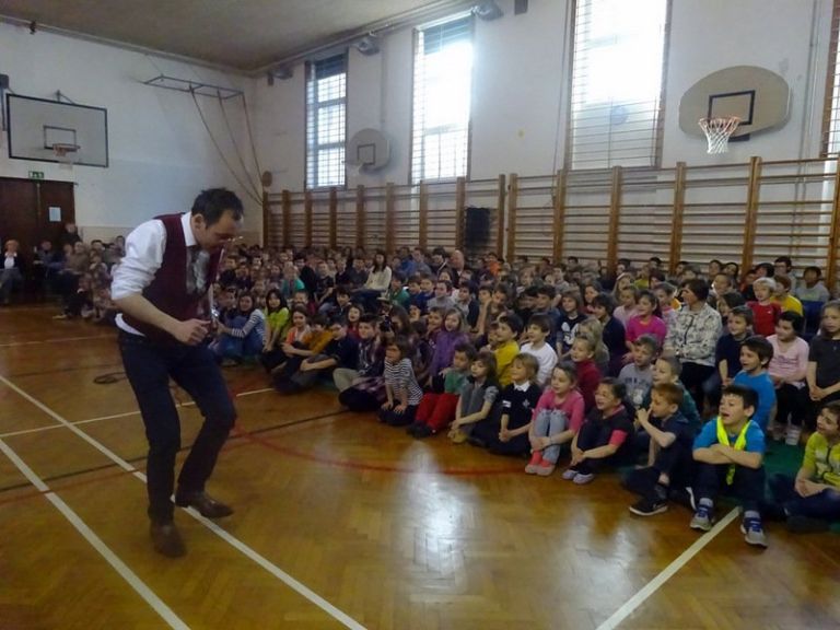 bralno_na_centru___07.jpg