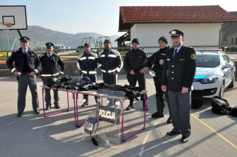 _obisk_policije027__3_.jpg