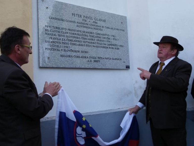 odkritje_spominske_plosce_012.jpg