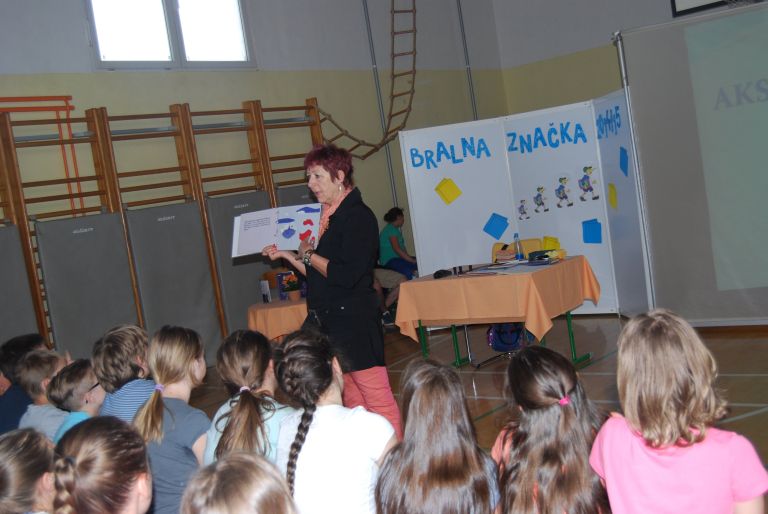 bralna_znacka2.jpg