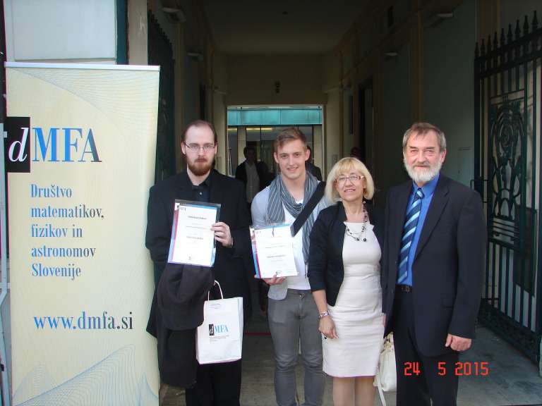 christian_bukor__david_martek___mira_starc_in_martin_sosko_po_podelitvi_priznanj_in_nagrad.jpg