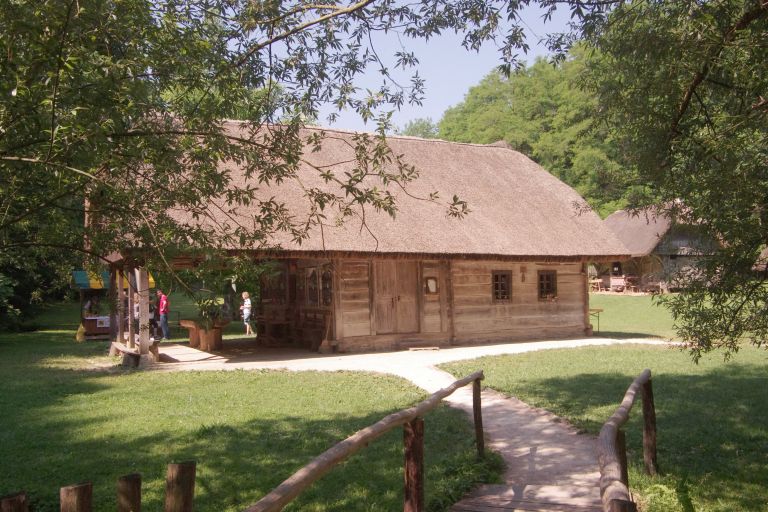 cebelarji001.jpg