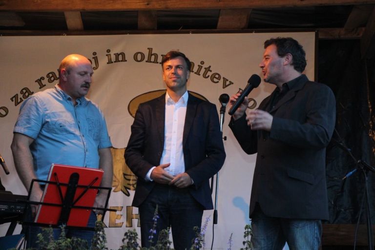 praznik_orehov27.jpg