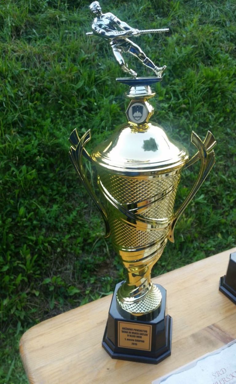 _pokal.jpg